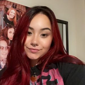 Meet your Posher, Jasmine